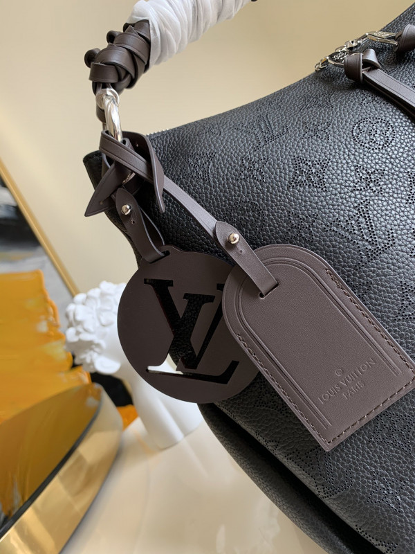 l**is V*t*n beaubourg hobo mm