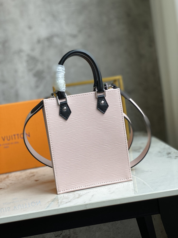 l**is V*t*n petit sac plat