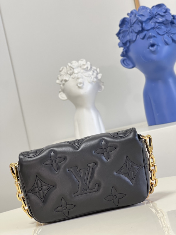 l**is V*t*n wallet on strap bubblegram