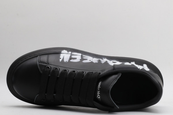 ALEXANDER MCQUEEN Oversized Sneaker