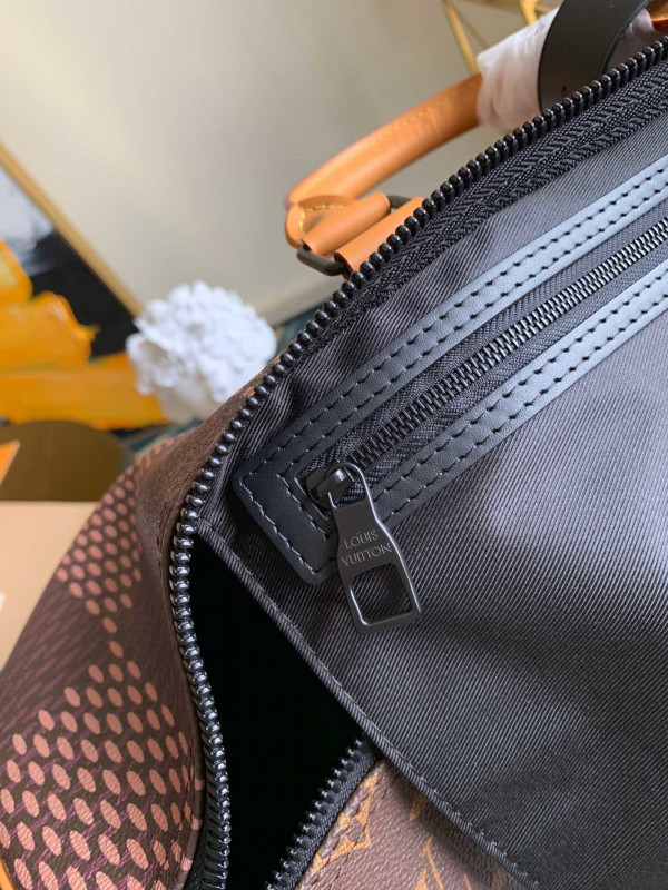 l**is V*t*n keepall 50
