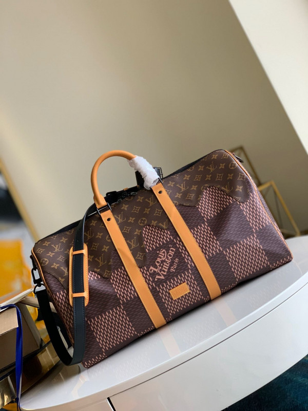 l**is V*t*n keepall 50