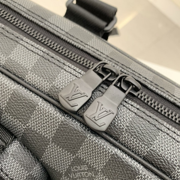 l**is V*t*n utility business bag