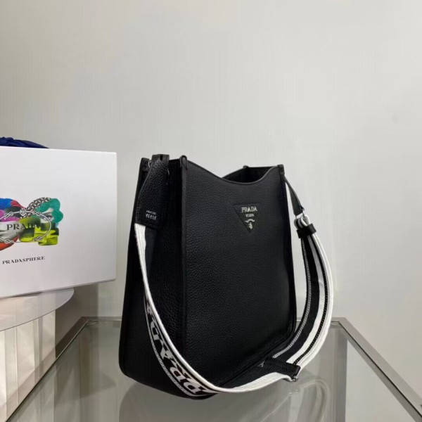 Pra*a leather hobo bag
