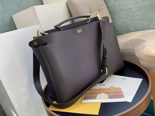 F**di peekaboo tote