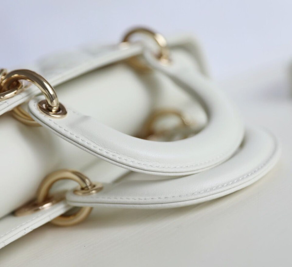 D*or lady d-joy bag