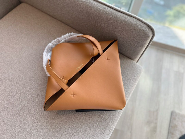 LOEWE Puzzle Fold Tote in shiny calfskin