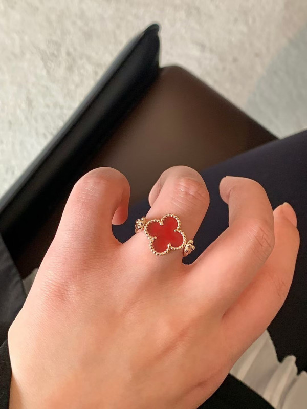 Van Cleef & Arpels Perlée Reversible Ring
