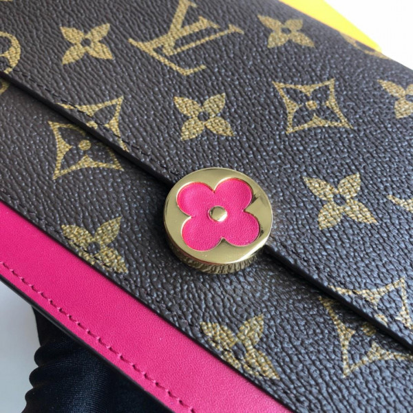 l**is V*t*n flore chain wallet