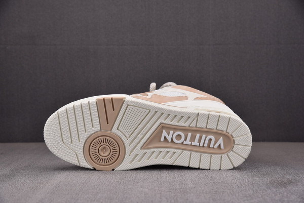 l**is V*t*n sneakers