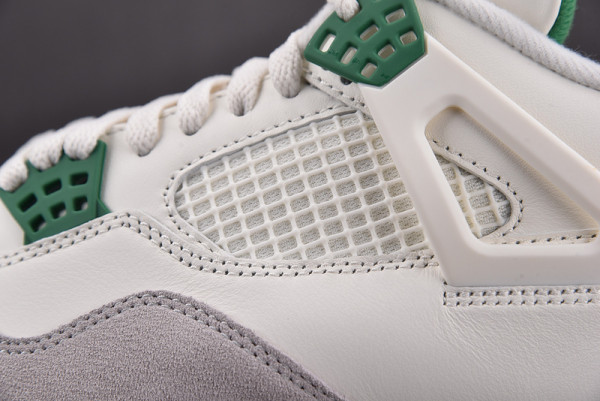 NIKE SB X AIR JORDAN 4 “PINE GREEN” DR5415-103