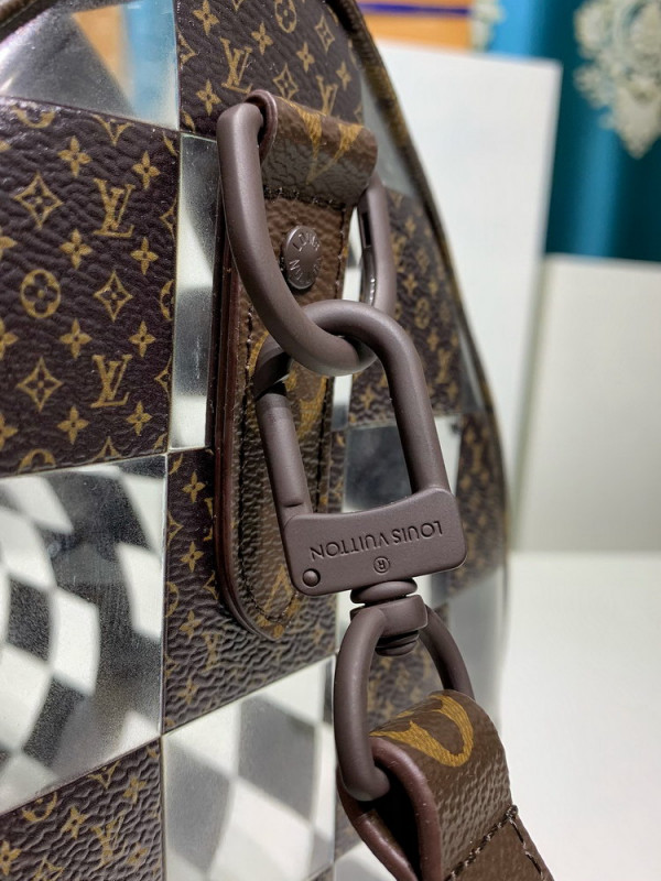 l**is V*t*n keepall bandouliÈre 50