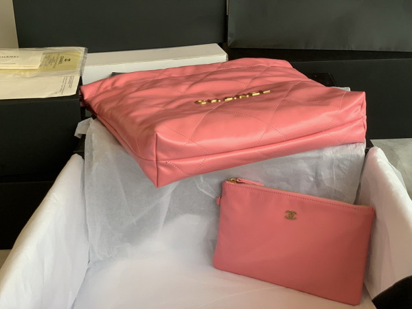 CL 22 SMALL HANDBAG