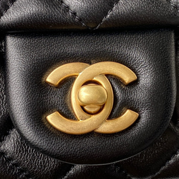 CL FLAP BAG