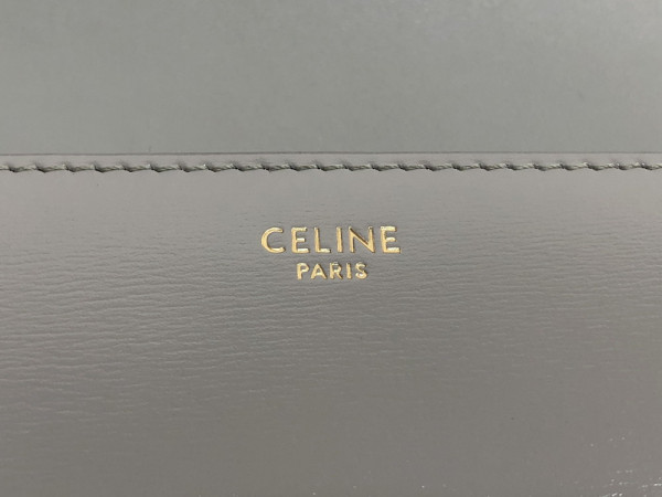 Ce**e chain shoulder bag triomphe