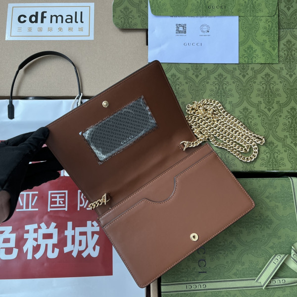 G*u*i gg matelassÉ chain wallet