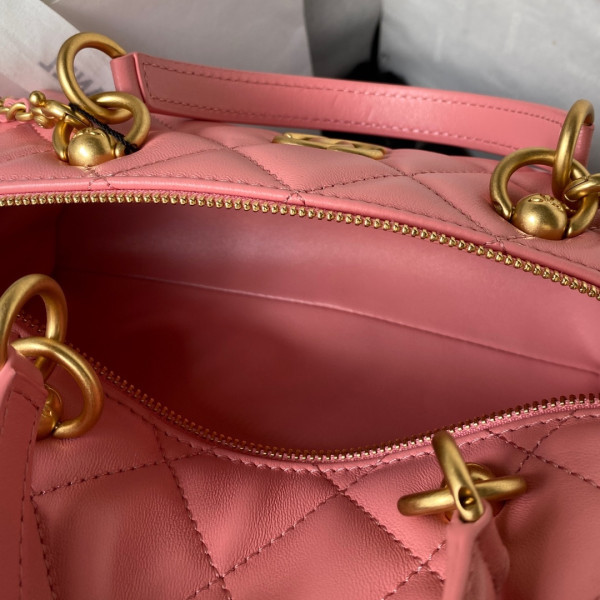CL BAG WITH TOP HANDLE