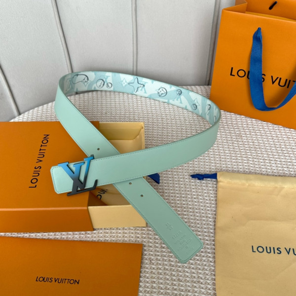 l**is V*t*n belt