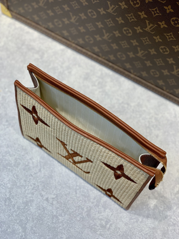 l**is V*t*n monogram raffia toiletry pouch