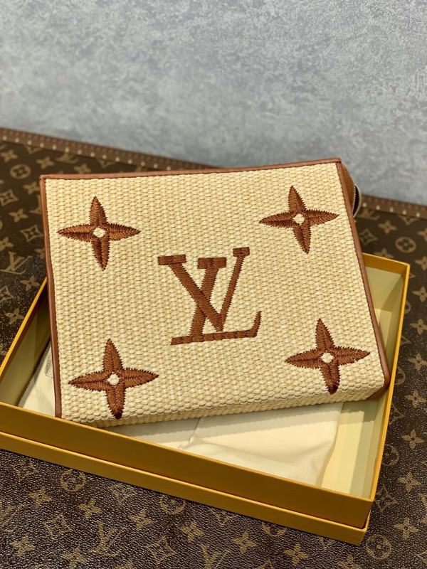 l**is V*t*n monogram raffia toiletry pouch