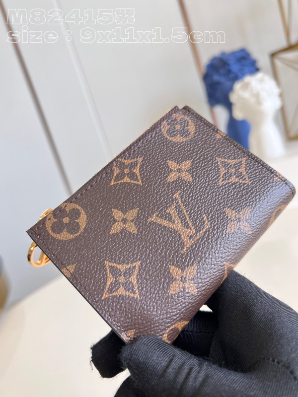 l**is V*t*n lisa wallet