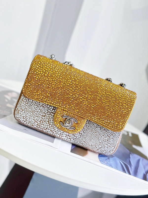 CL FLAP BAG 20CM