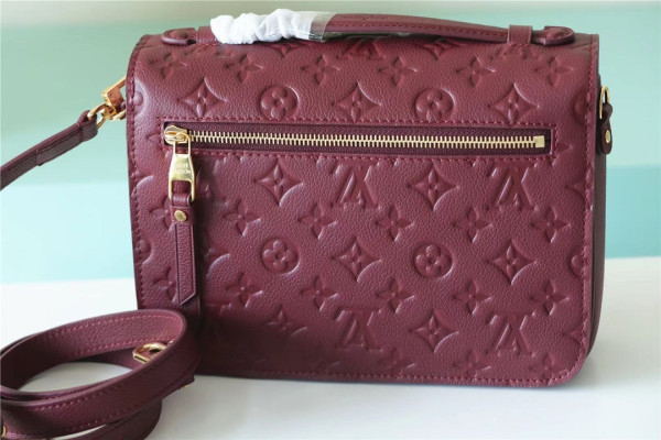 l**is V*t*n pochette metis