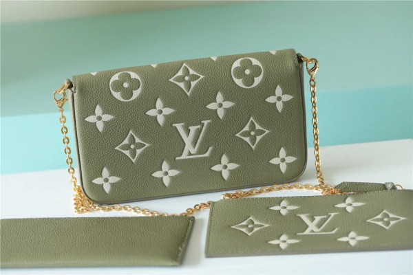 l**is V*t*n pochette fÉlicie