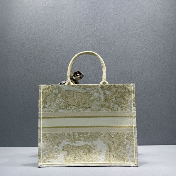 D*or book tote