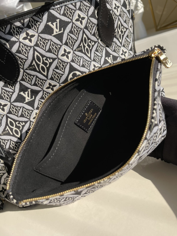 l**is V*t*n neverfull mm