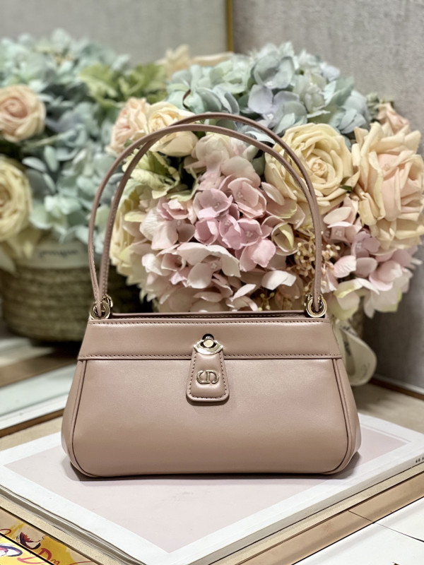 D*or key bag