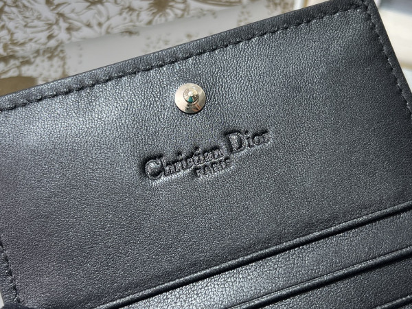 D*or wallet