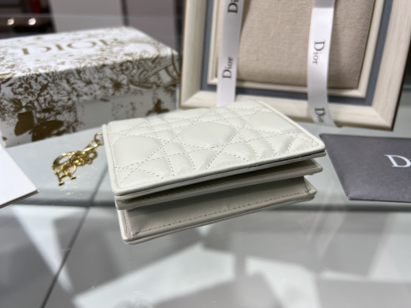 D*or wallet