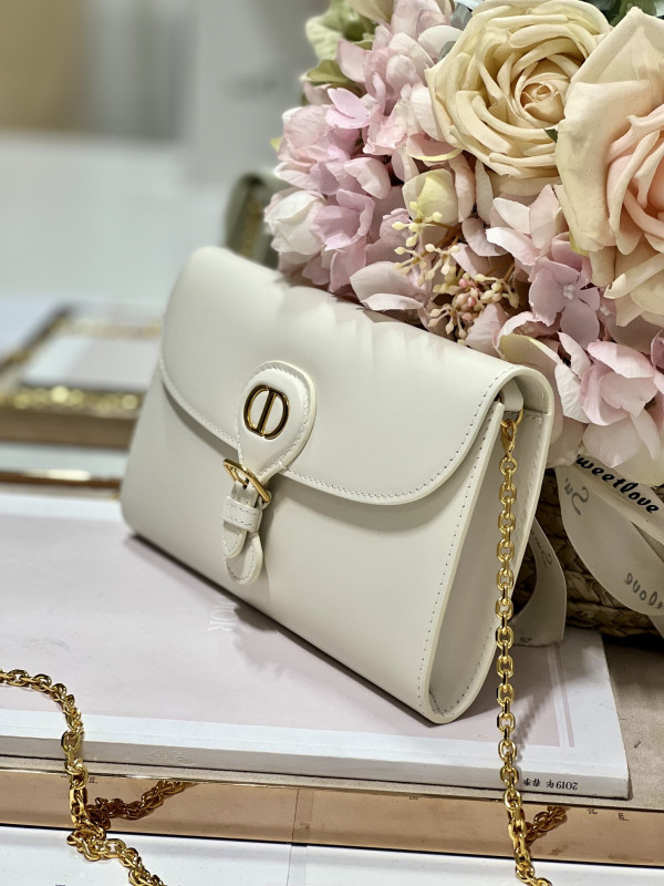 D*or bobby east-west pouch with chain