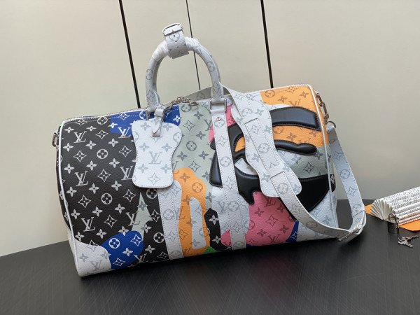 l**is V*t*n keepall bandouliÈre 45