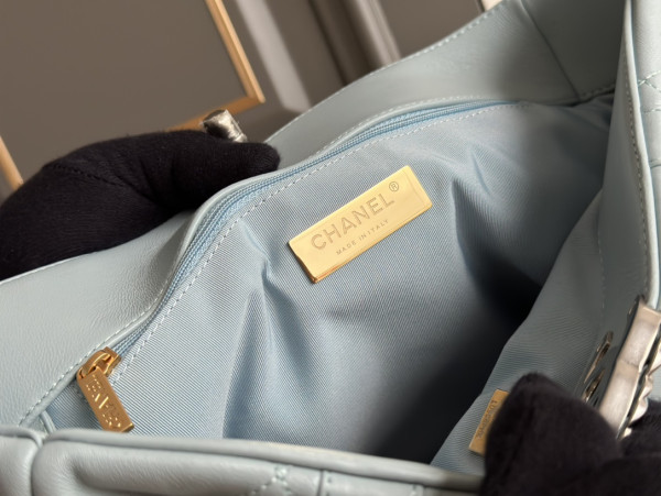 CL TOTE BAG