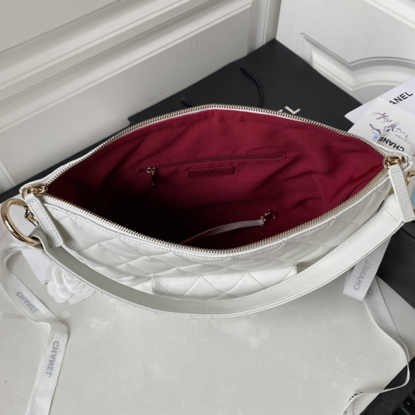 CL MAXI HOBO HANDBAG