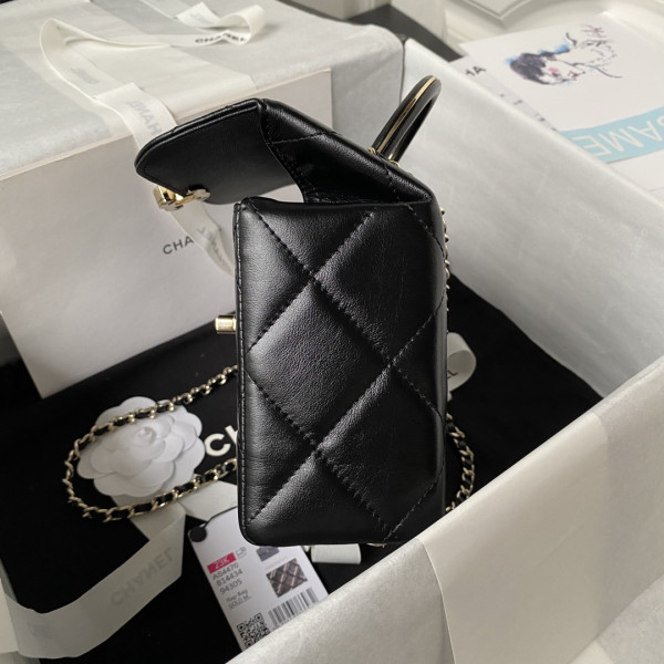 CL SMALL BOX BAG