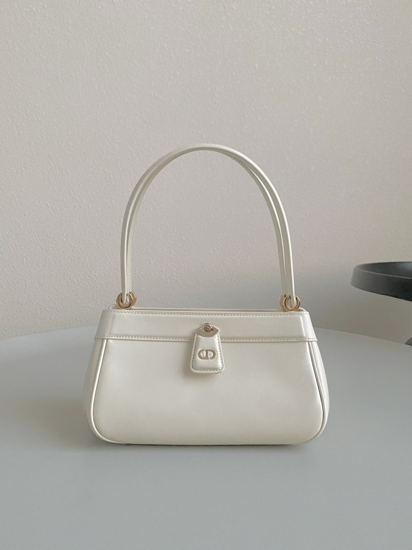 D*or key bag