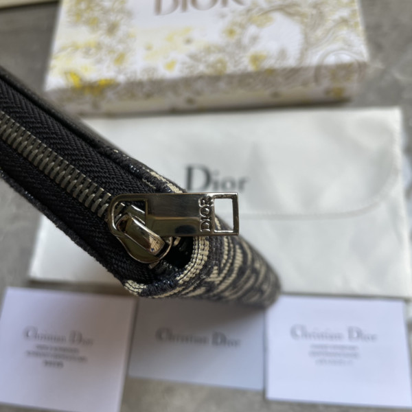D*or saddle zipped long wallet