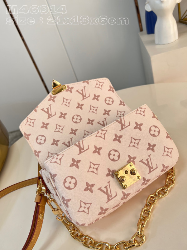 l**is V*t*n pochette metis east west