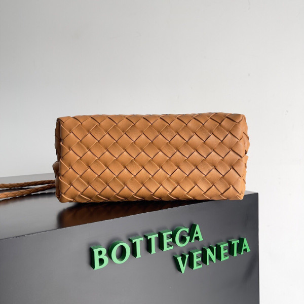 Bo*te*ga ve*ne*ta small andiamo-25*22*10.5cm
