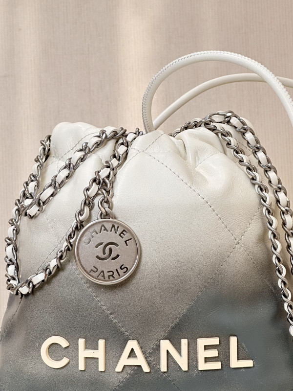 CL 22 MINI HANDBAG