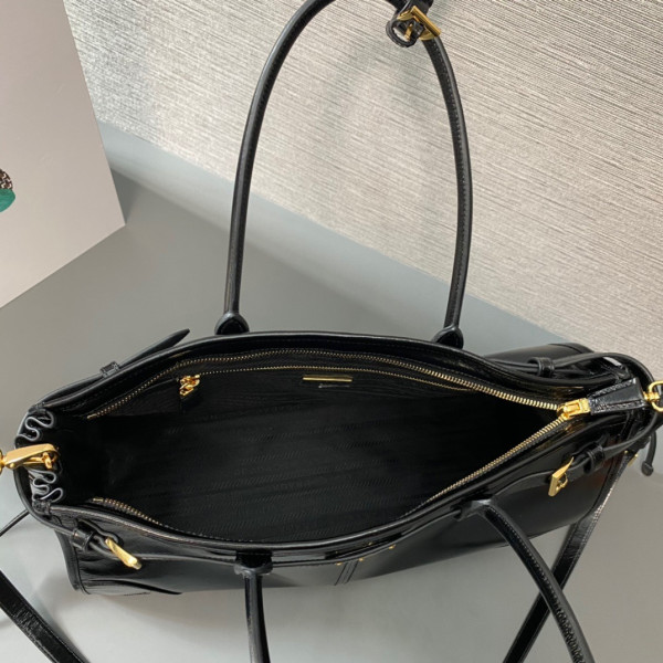 Pra*a 1ba439 soft lux bag-24-38-12cm