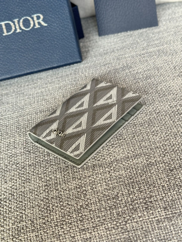 D*or wallet