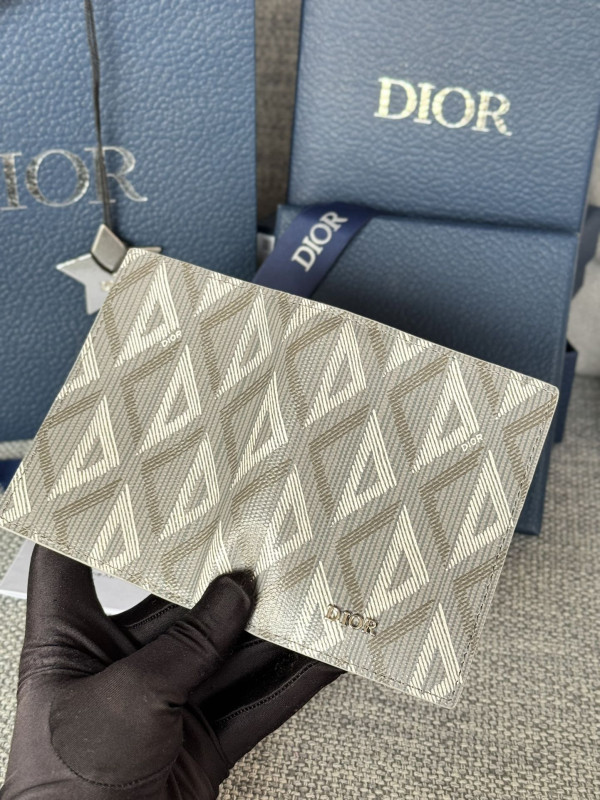 D*or wallet