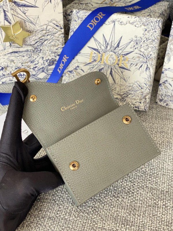 D*or wallet