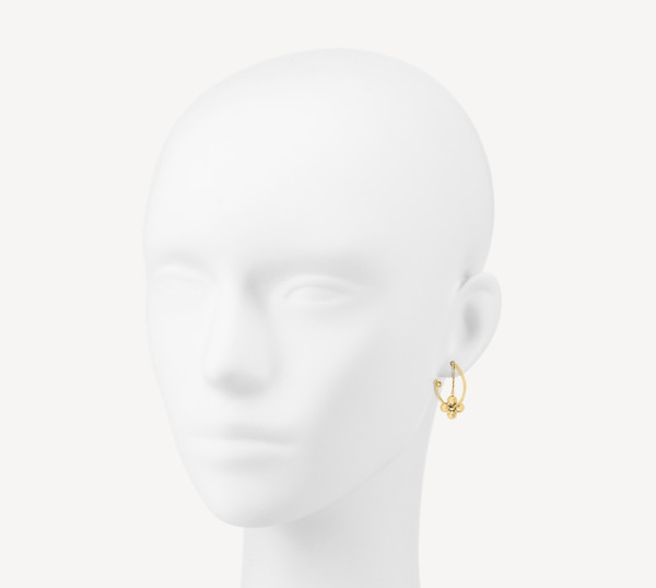 l**is V*t*n earrings