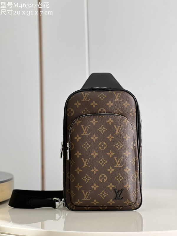 l**is V*t*n avenue slingbag nm