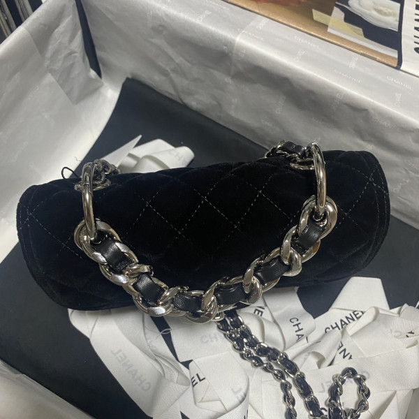 CL MINI FLAP BAG